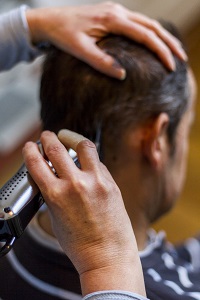 Dans le salon de coiffure